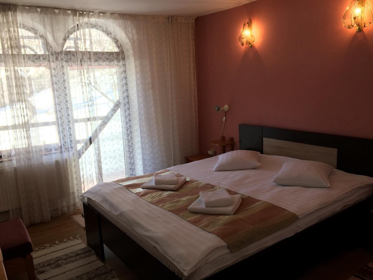 Pension Casa Alba Slănic-Moldova Εξωτερικό φωτογραφία